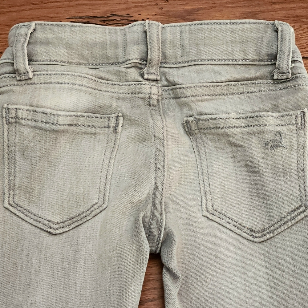 Dl1961 Chloe Skinny Frayed Hem Jeans Size 2 Color Grey or Howl - Picture 15 of 16